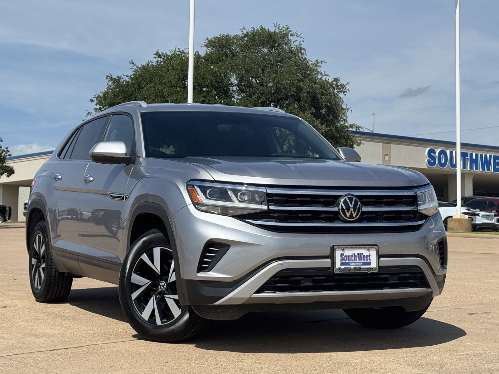 2020 Volkswagen Atlas Cross Sport 2.0T SE 4Motion