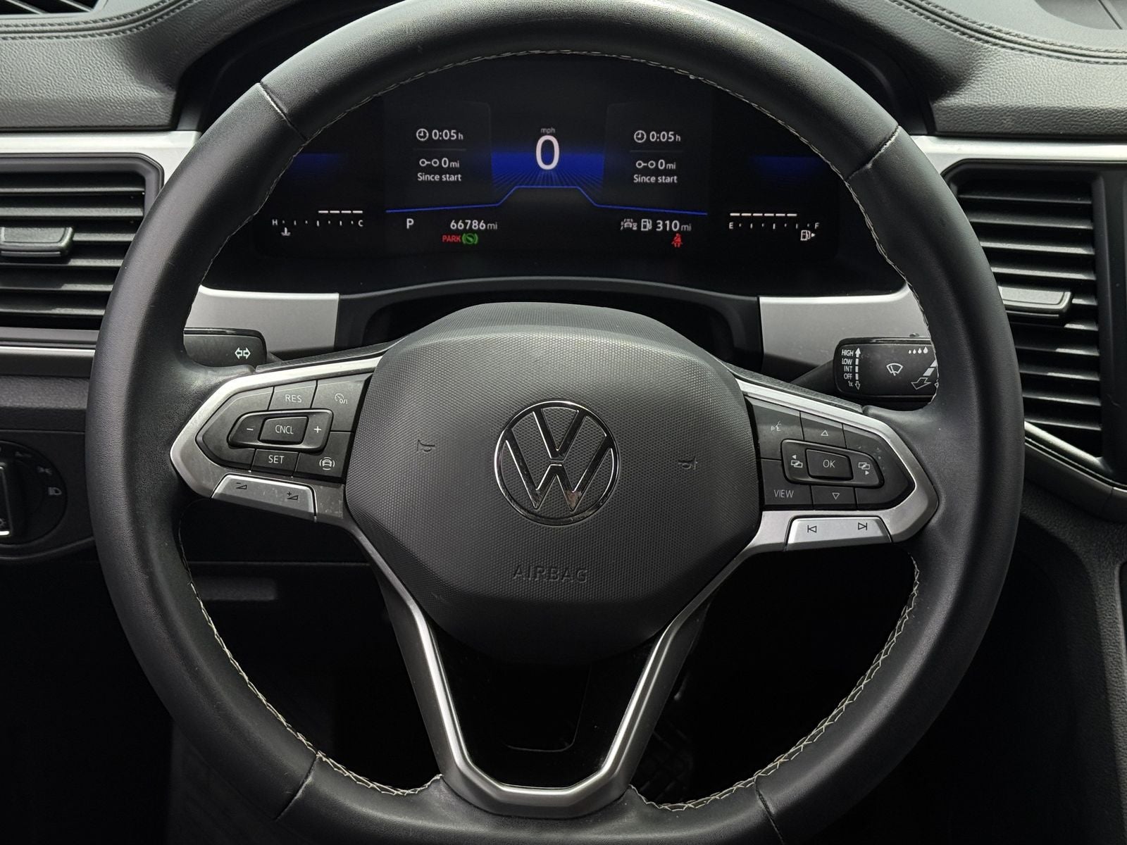 2023 Volkswagen Atlas Cross Sport 2.0T SE