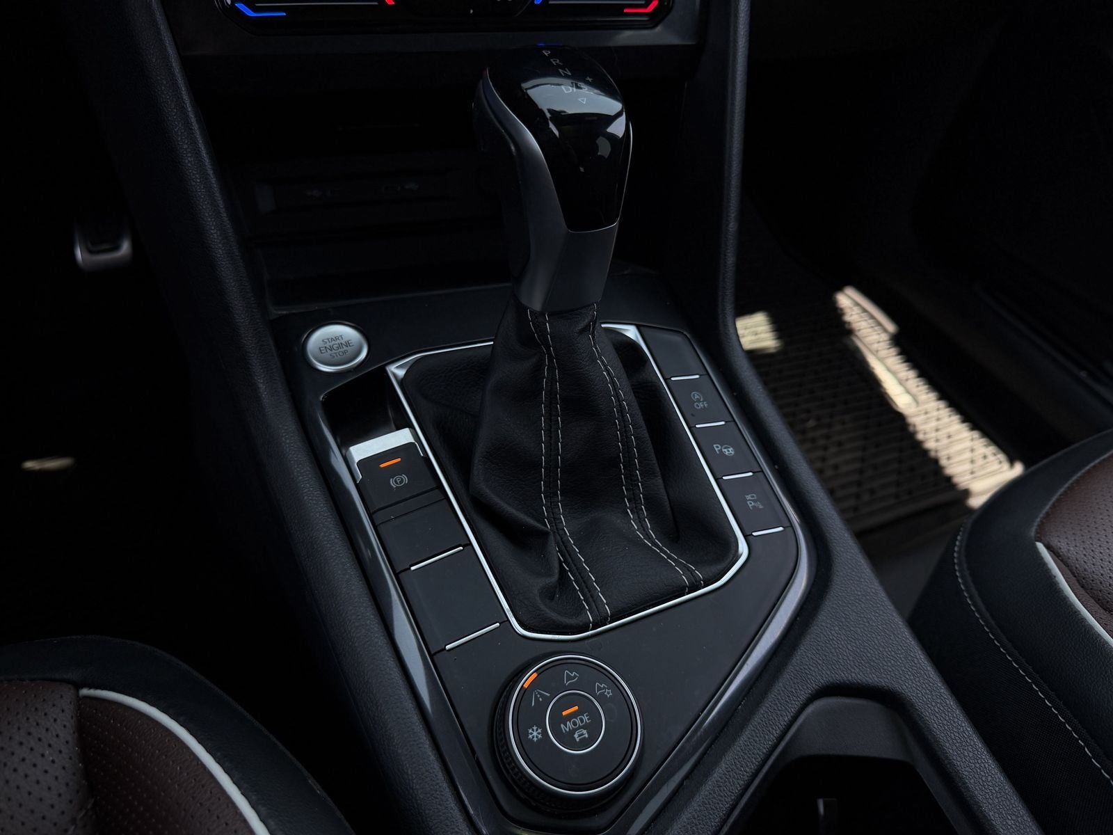 2024 Volkswagen Tiguan 2.0T SEL R-Line
