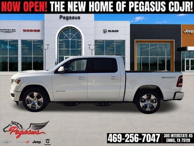 2022 RAM Ram 1500 Laramie Crew Cab 4x2 5'7' Box