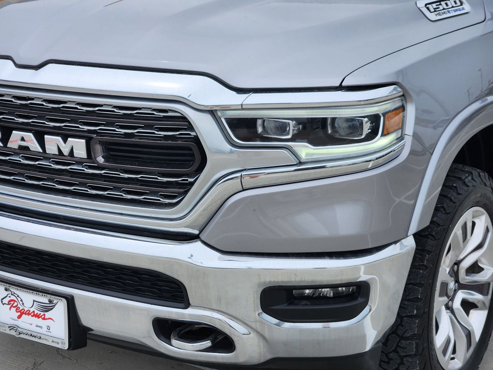 2024 RAM Ram 1500 Limited Crew Cab 4x4 5'7' Box
