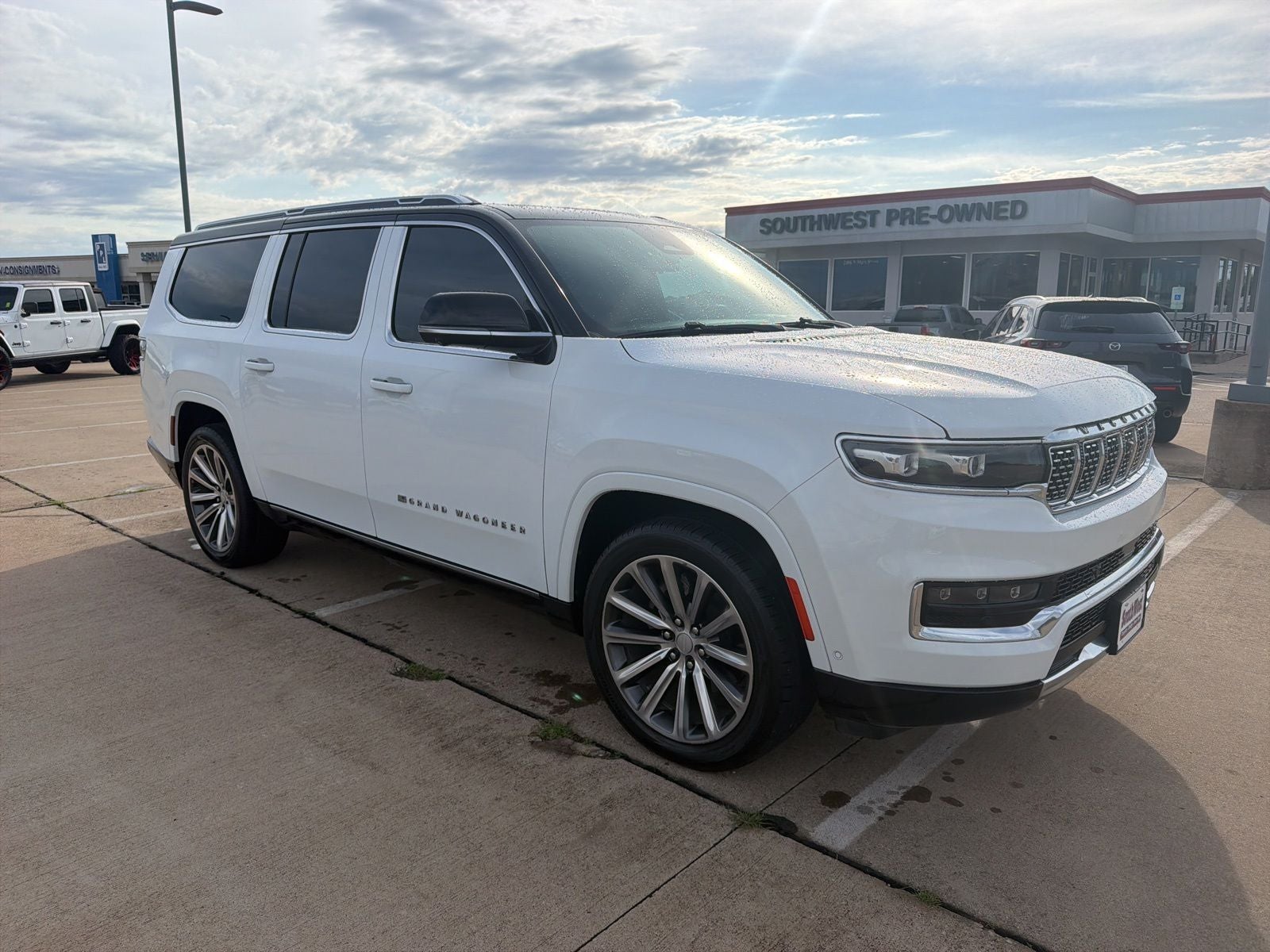 2023 Jeep Grand Wagoneer L Series II 4x4