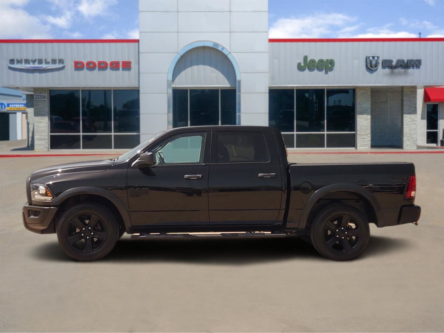 2022 RAM 1500 Classic Warlock Crew Cab 4x4 5'7' Box