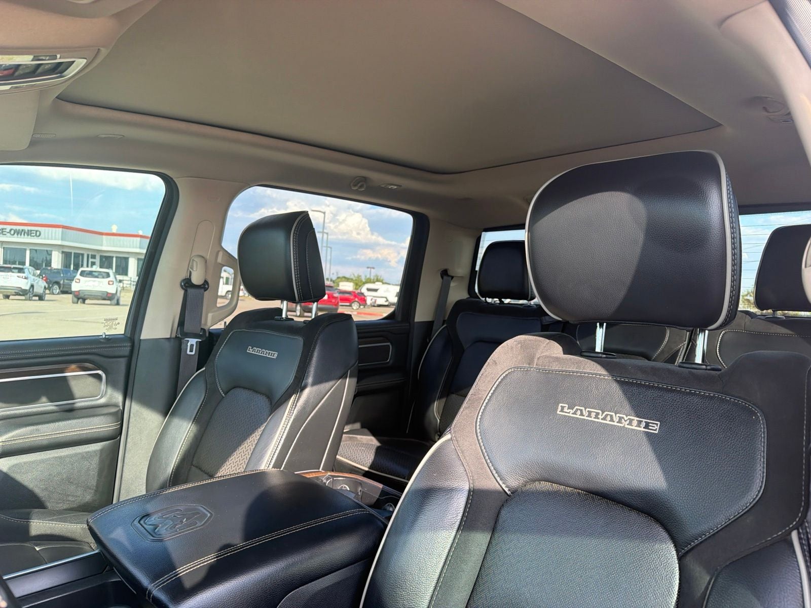 2021 RAM Ram 1500 Laramie Crew Cab 4x2 5'7' Box