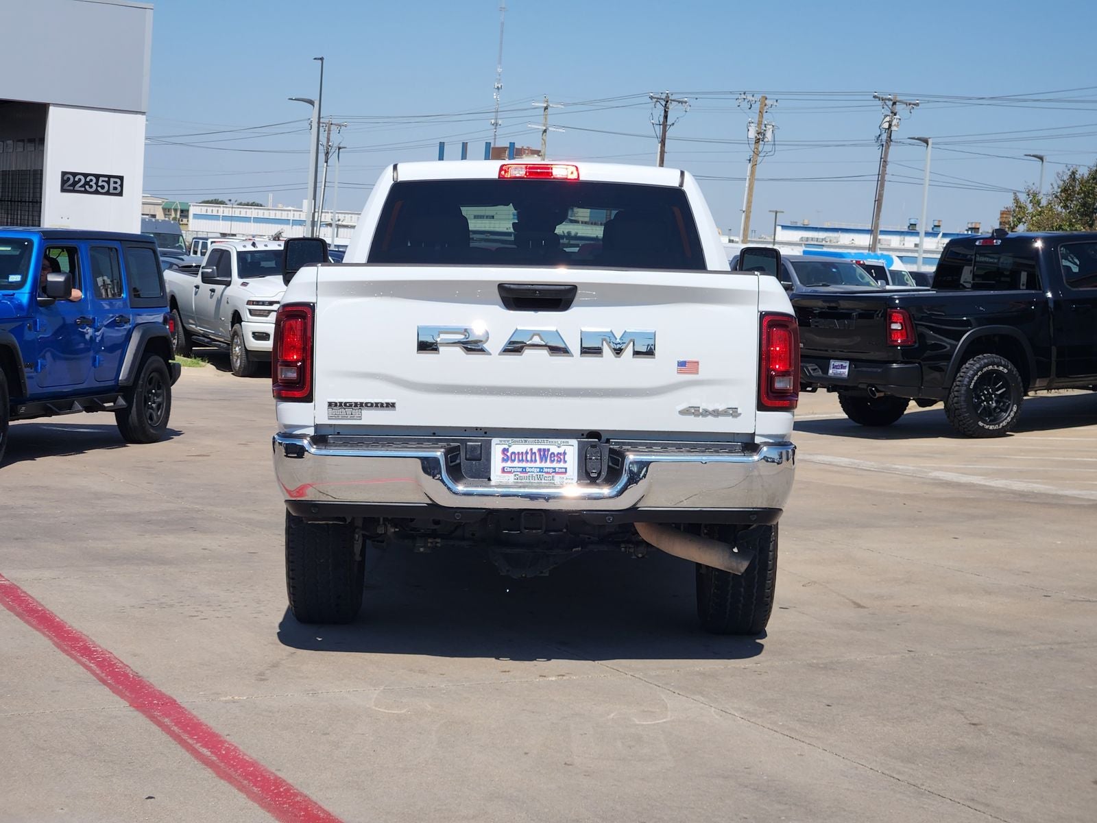 2025 RAM Ram 2500 Big Horn Crew Cab 4x4 6'4' Box