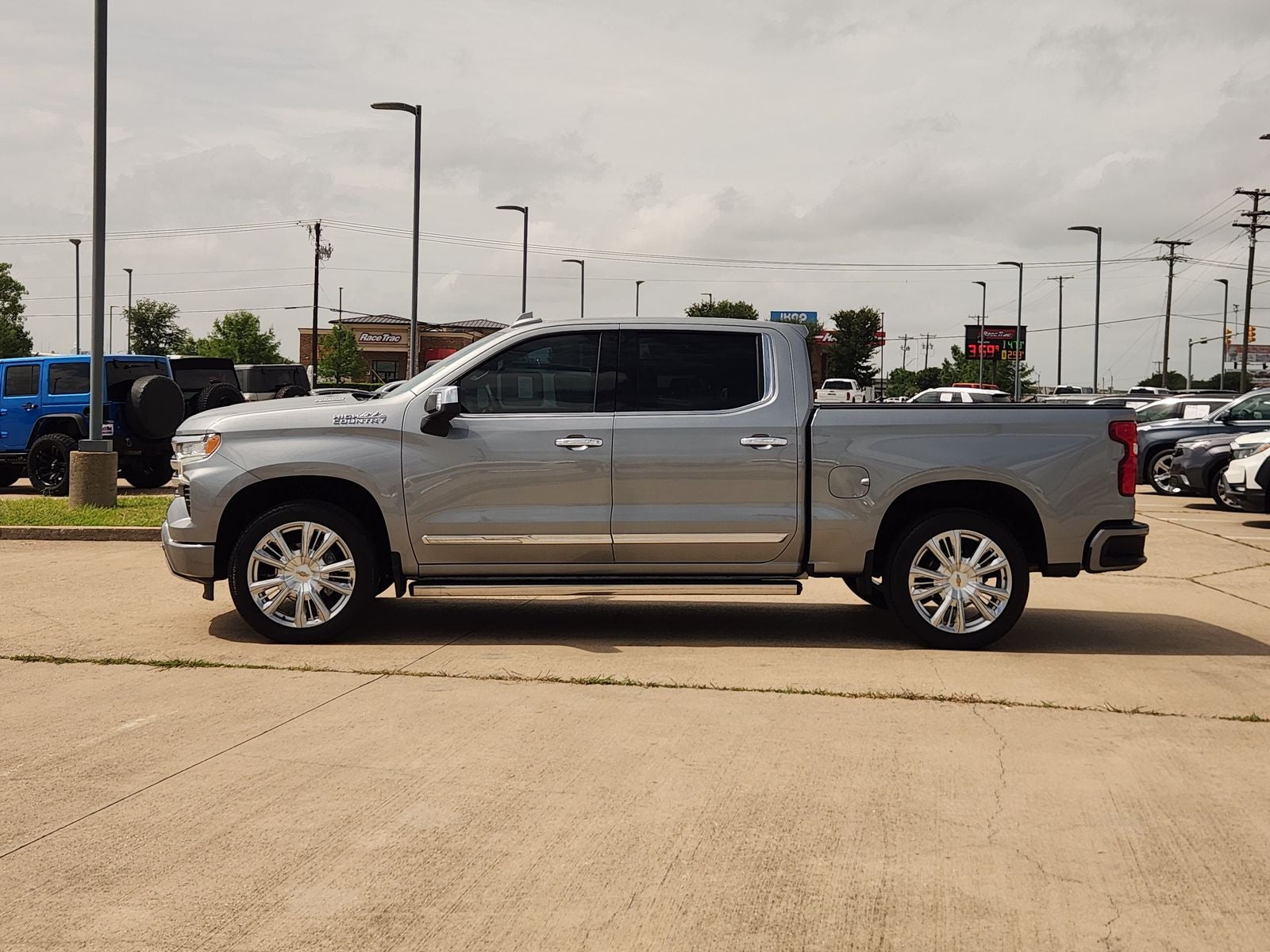 2024 Chevrolet Silverado 1500 4WD Crew Cab Short Bed High Country