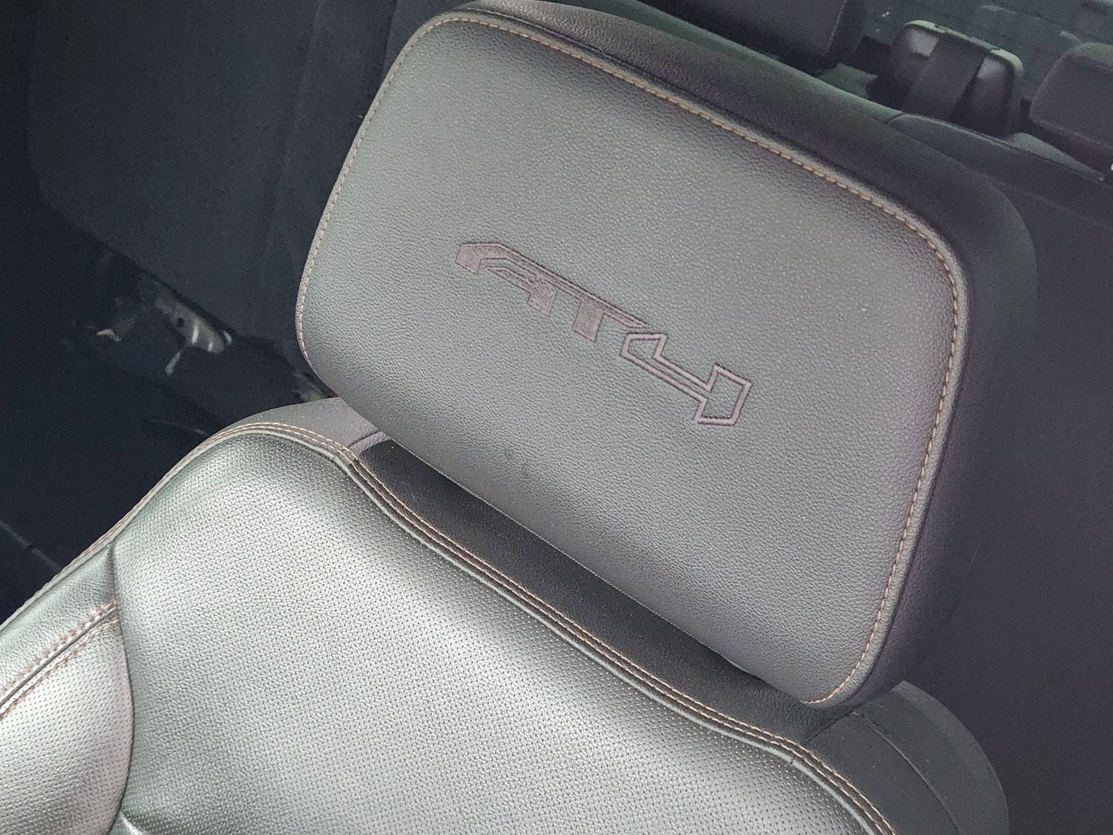 2021 Chevrolet Silverado 1500 4WD Crew Cab Short Bed RST