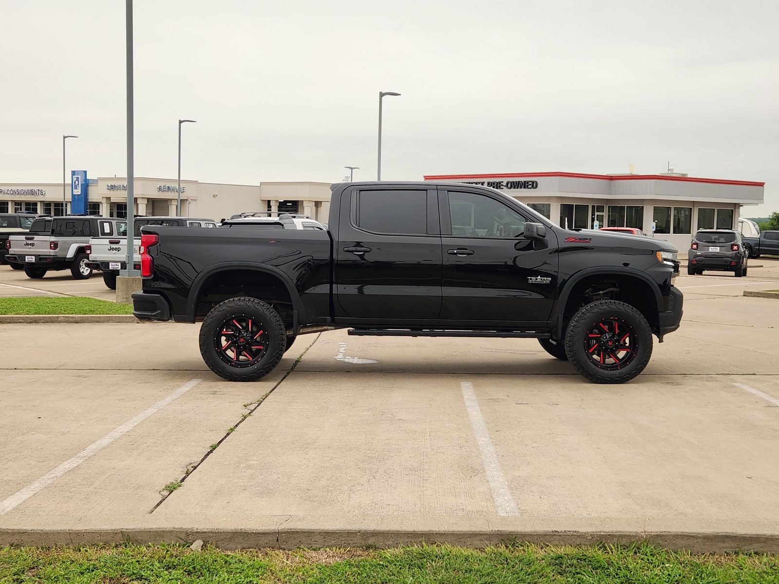 2021 Chevrolet Silverado 1500 4WD Crew Cab Short Bed RST