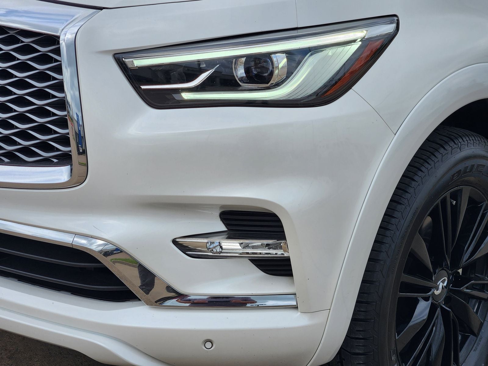 2021 INFINITI QX80 LUXE
