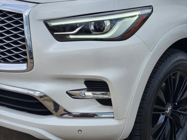 2021 INFINITI QX80 LUXE