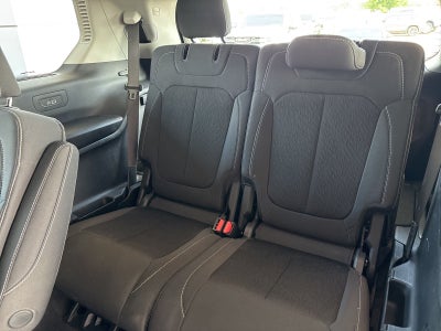 2021 Jeep Grand Cherokee L Laredo 4x2