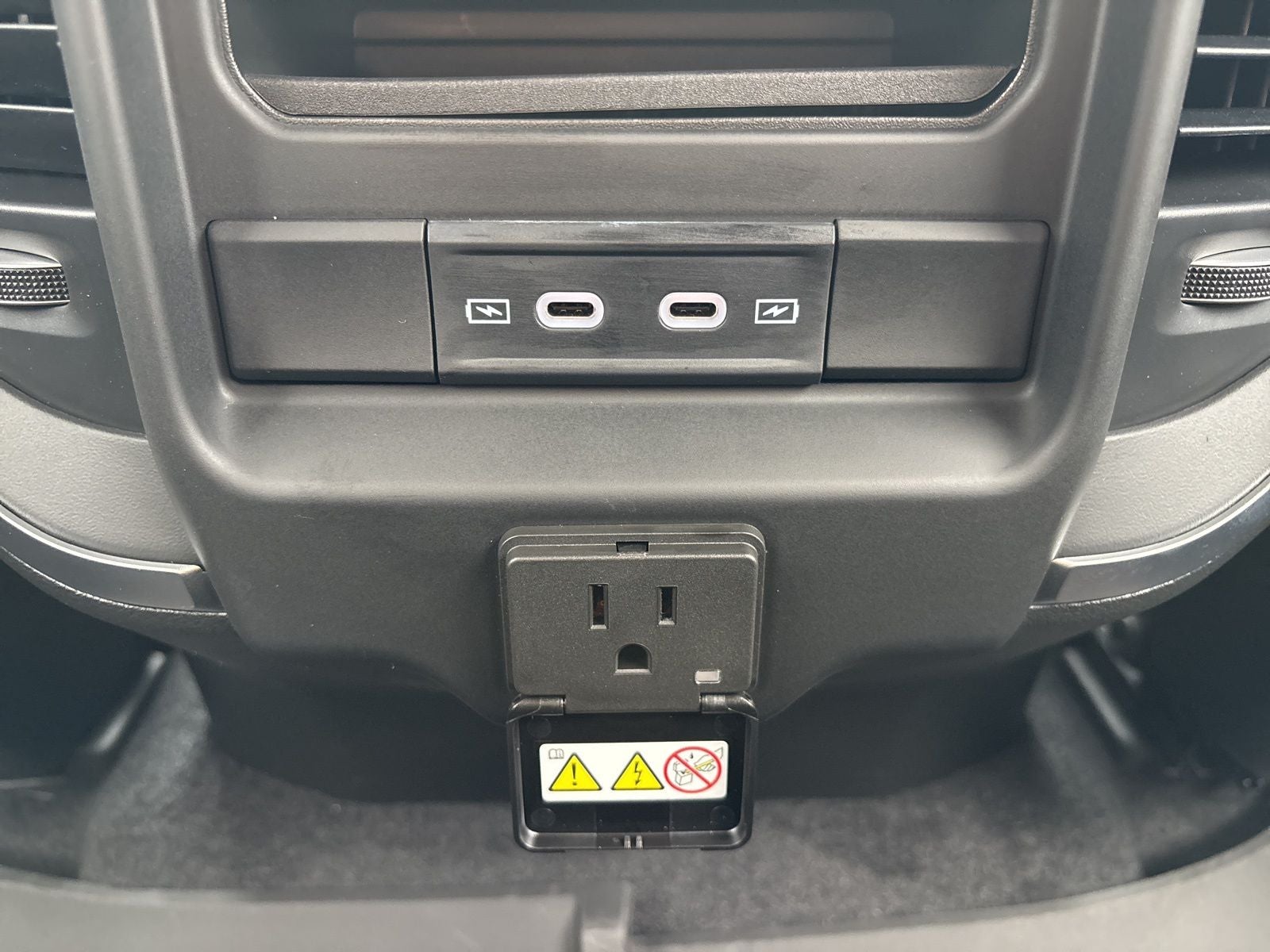 2026 RAM Ram 1500 Lone Star Crew Cab 4x2 5'7' Box