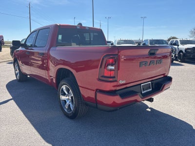 2026 RAM Ram 1500 Express Crew Cab 4x2 5'7' Box