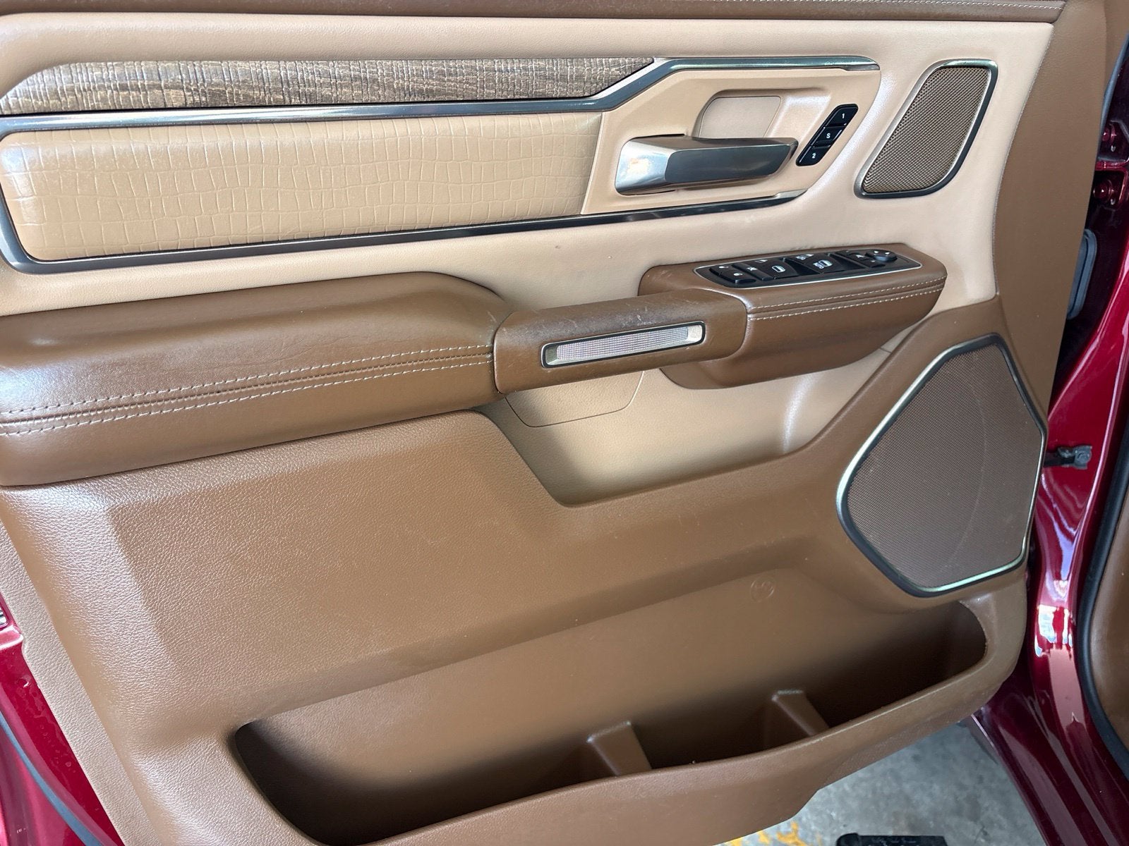2019 RAM Ram 1500 Longhorn Crew Cab 4x4 5'7' Box