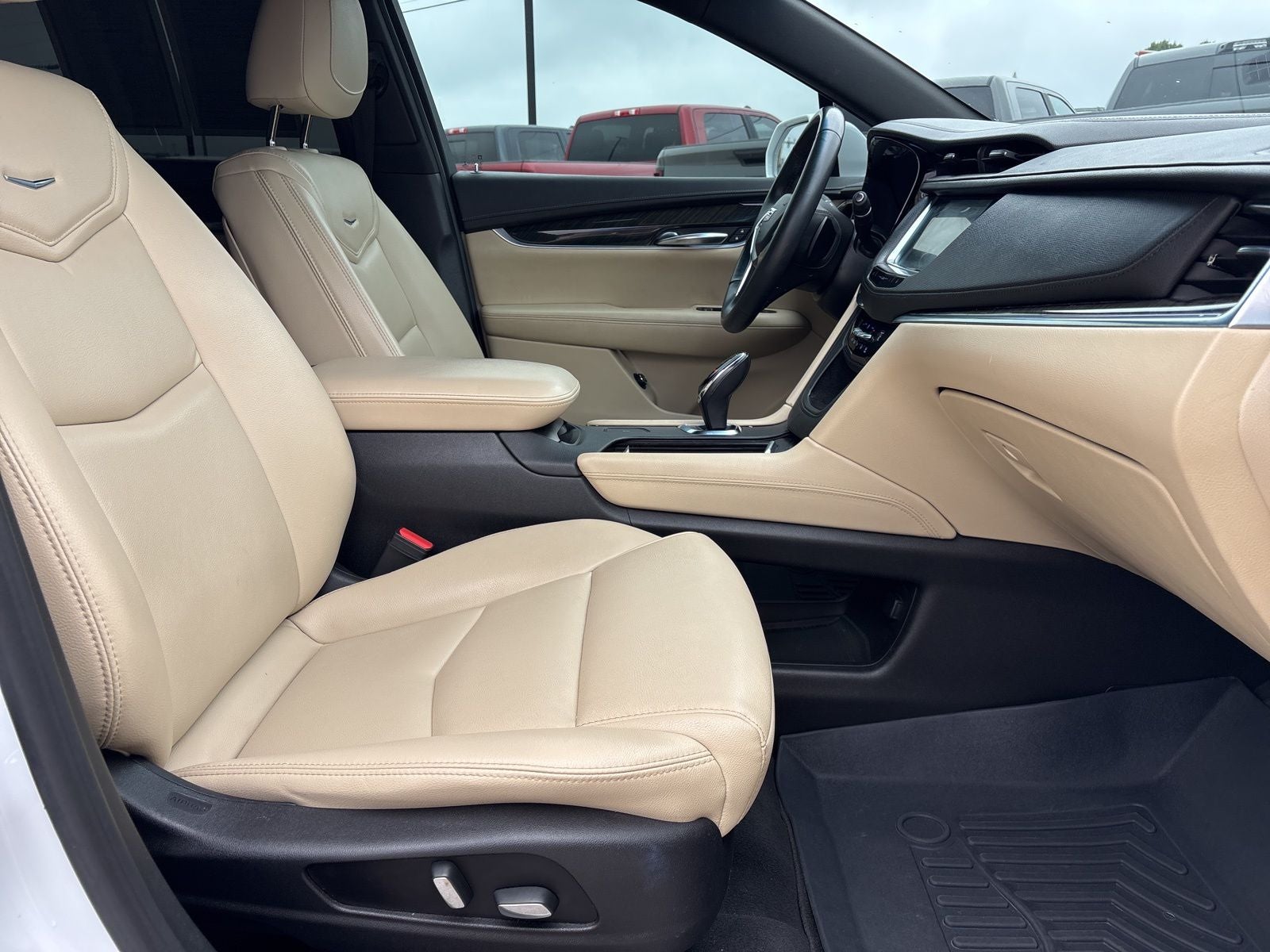 2018 Cadillac XT5 Standard
