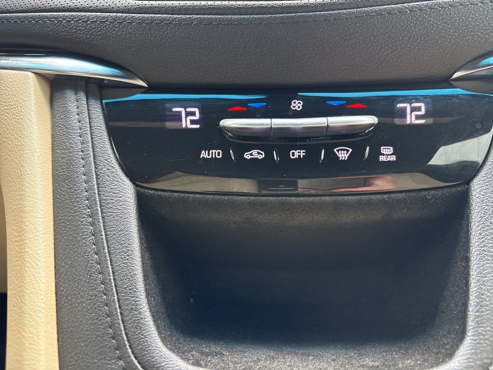 2018 Cadillac XT5 Standard