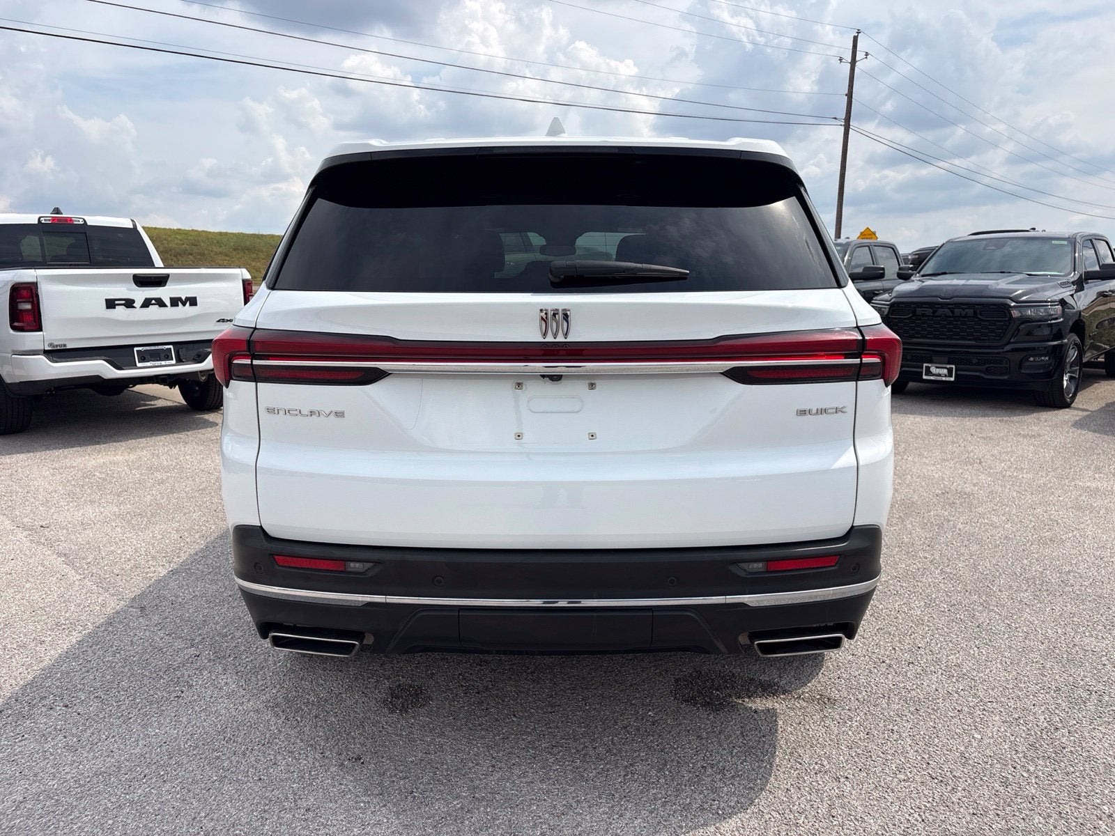 2025 Buick Enclave Preferred FWD