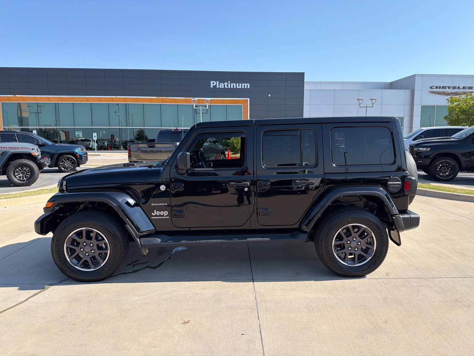 2023 Jeep Wrangler 4-Door Sahara 4x4
