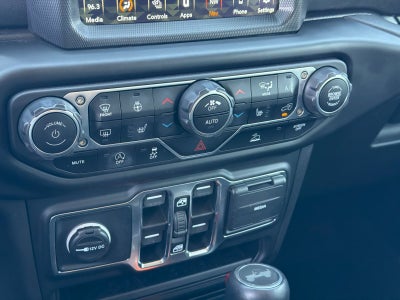 2023 Jeep Wrangler 4-Door Sahara 4x4