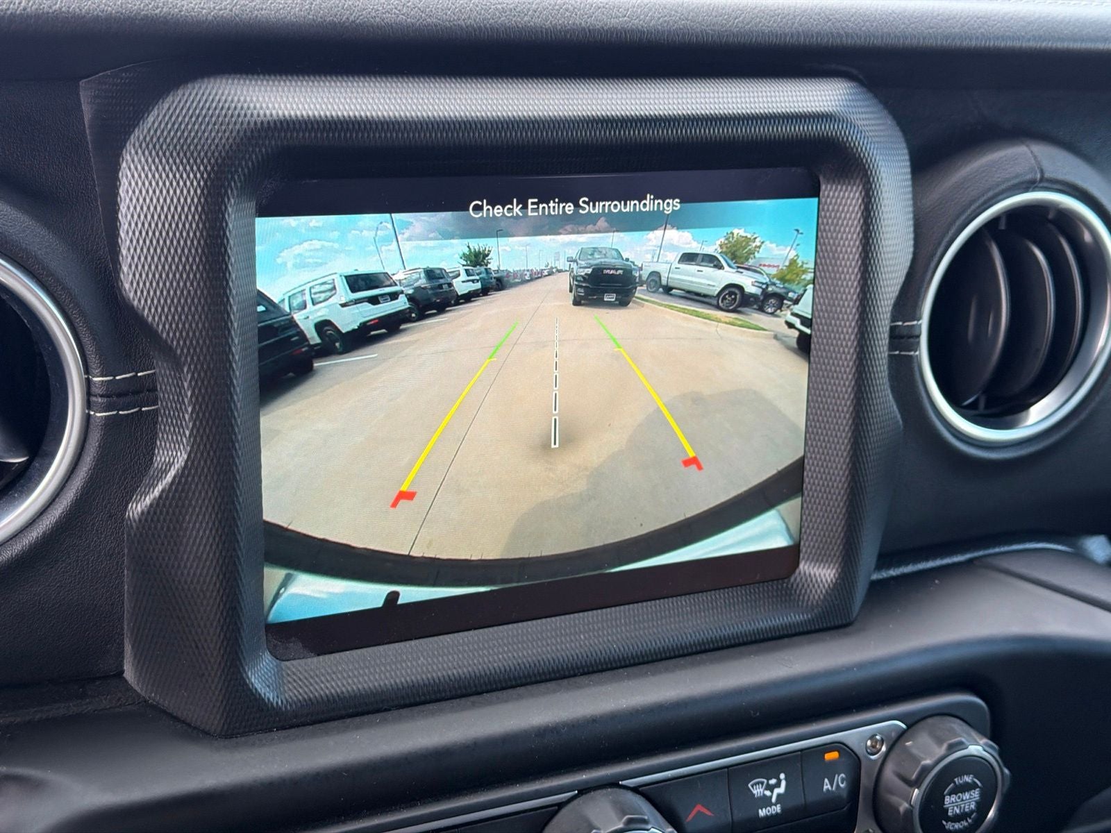 2023 Jeep Wrangler 4-Door Sahara 4x4