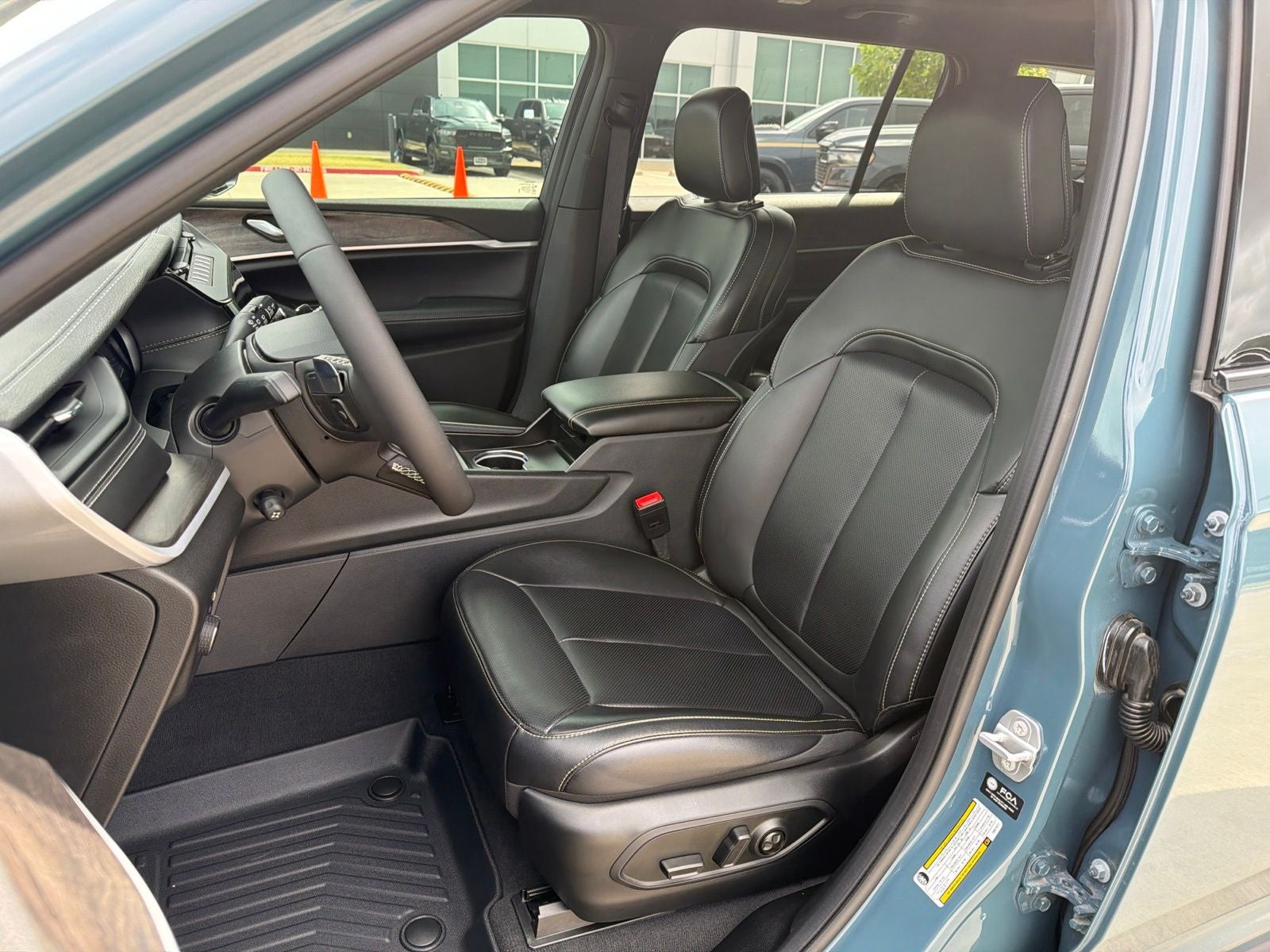 2026 Jeep Grand Cherokee L Limited 4x2