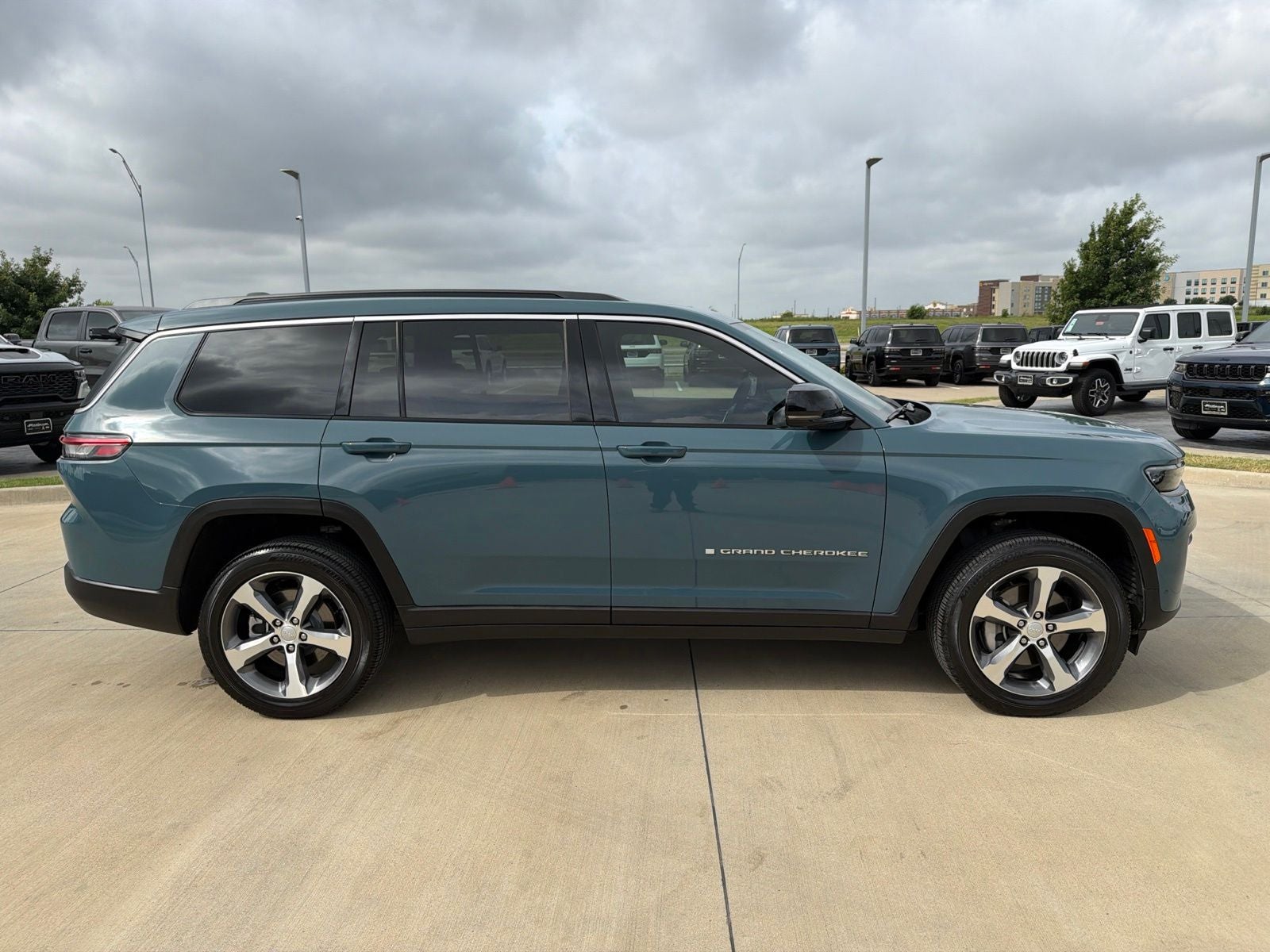 2026 Jeep Grand Cherokee L Limited 4x2