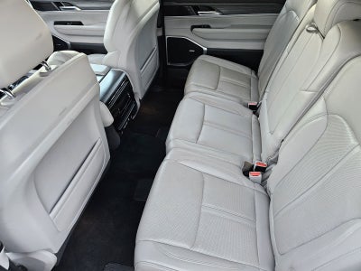 2024 Jeep Wagoneer L Series II 4x2