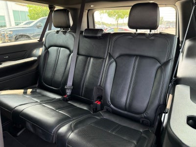2024 Jeep Wagoneer L Series II 4x2