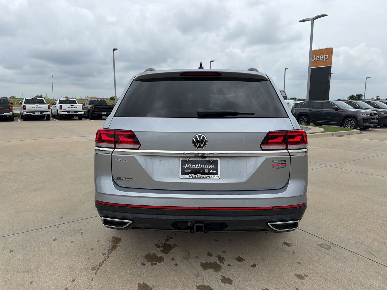 2023 Volkswagen Atlas 3.6L V6 SE w/Technology