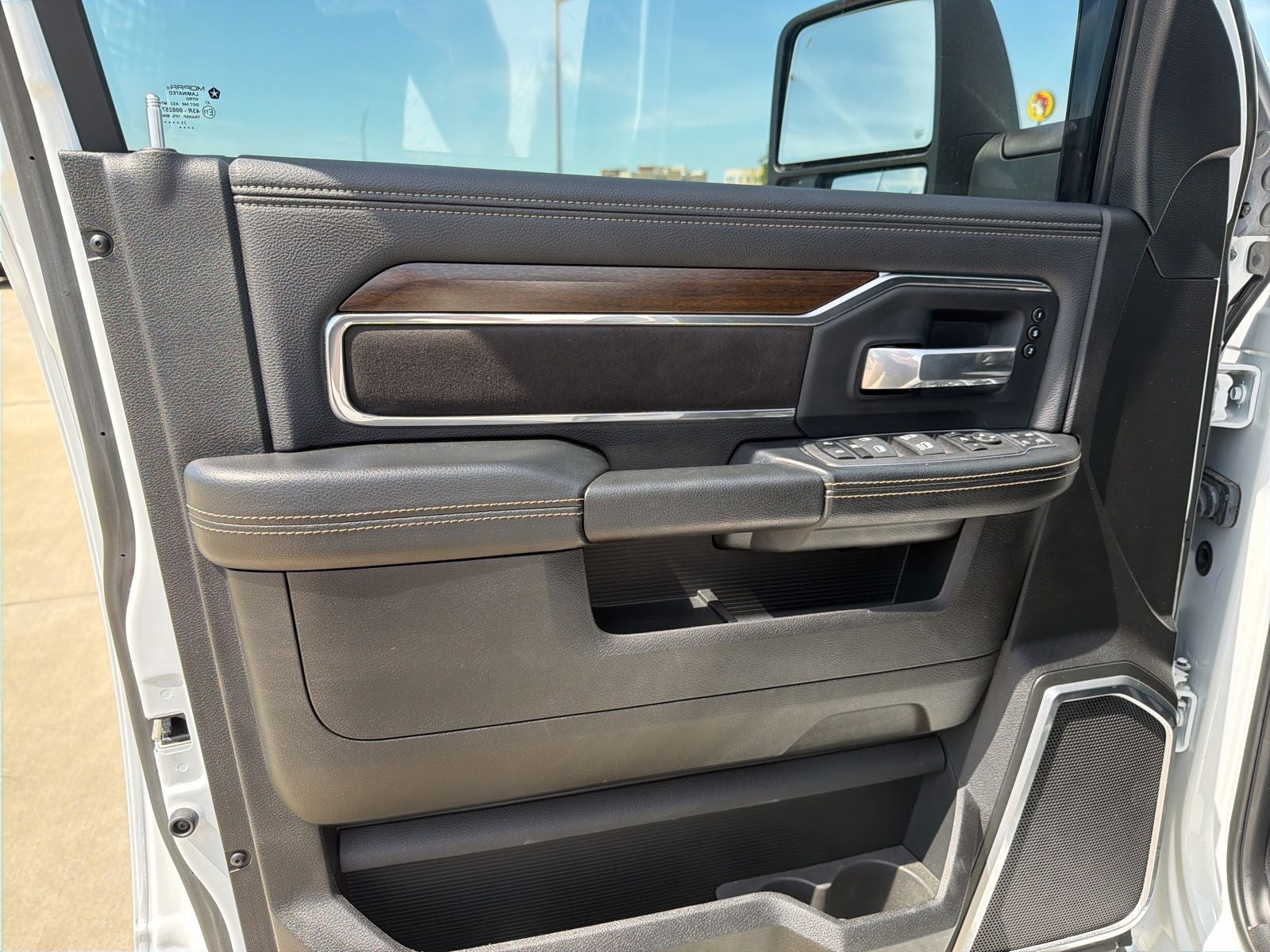 2024 RAM Ram 2500 Laramie Crew Cab 4x4 6'4' Box