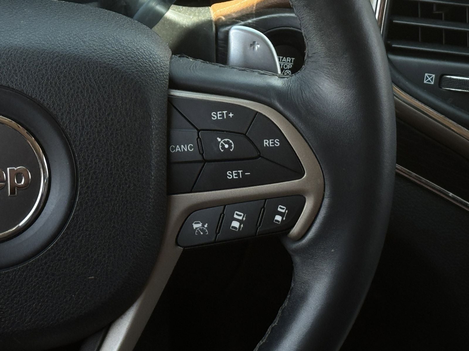 2016 Jeep Grand Cherokee Summit