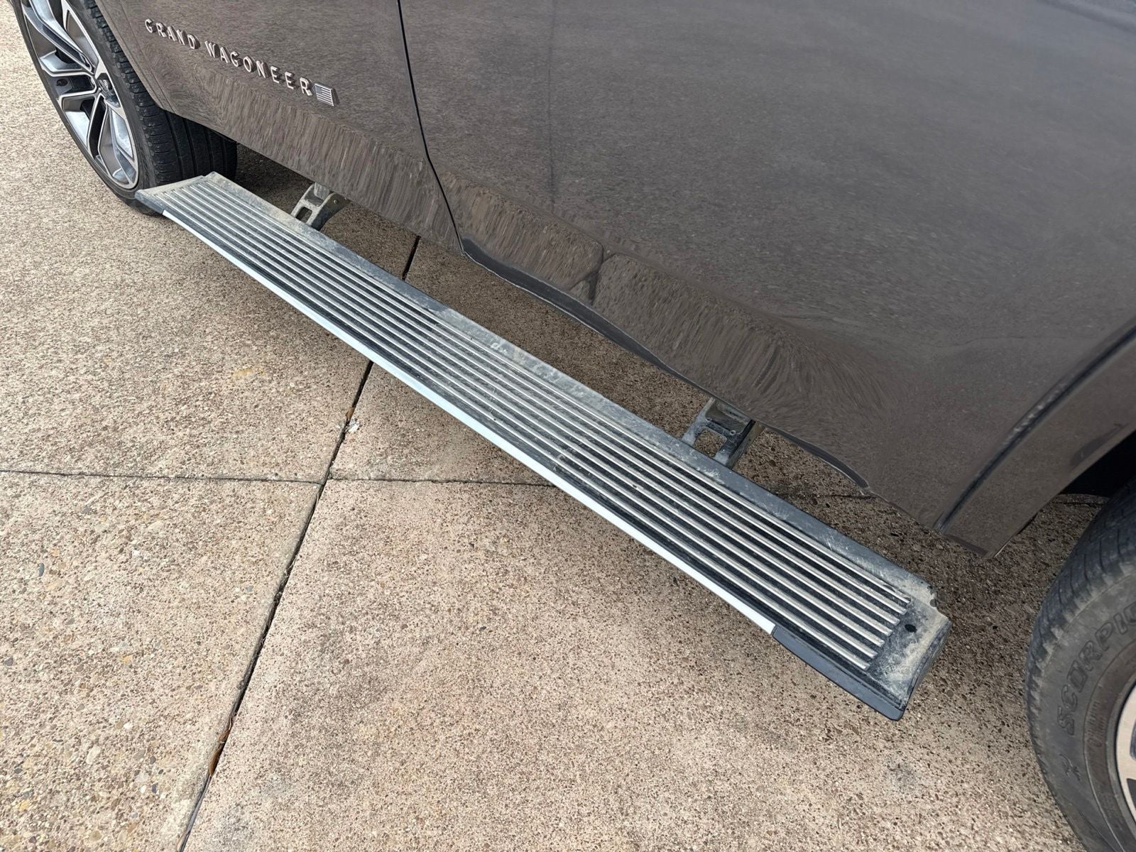 2024 Jeep Grand Wagoneer Series III