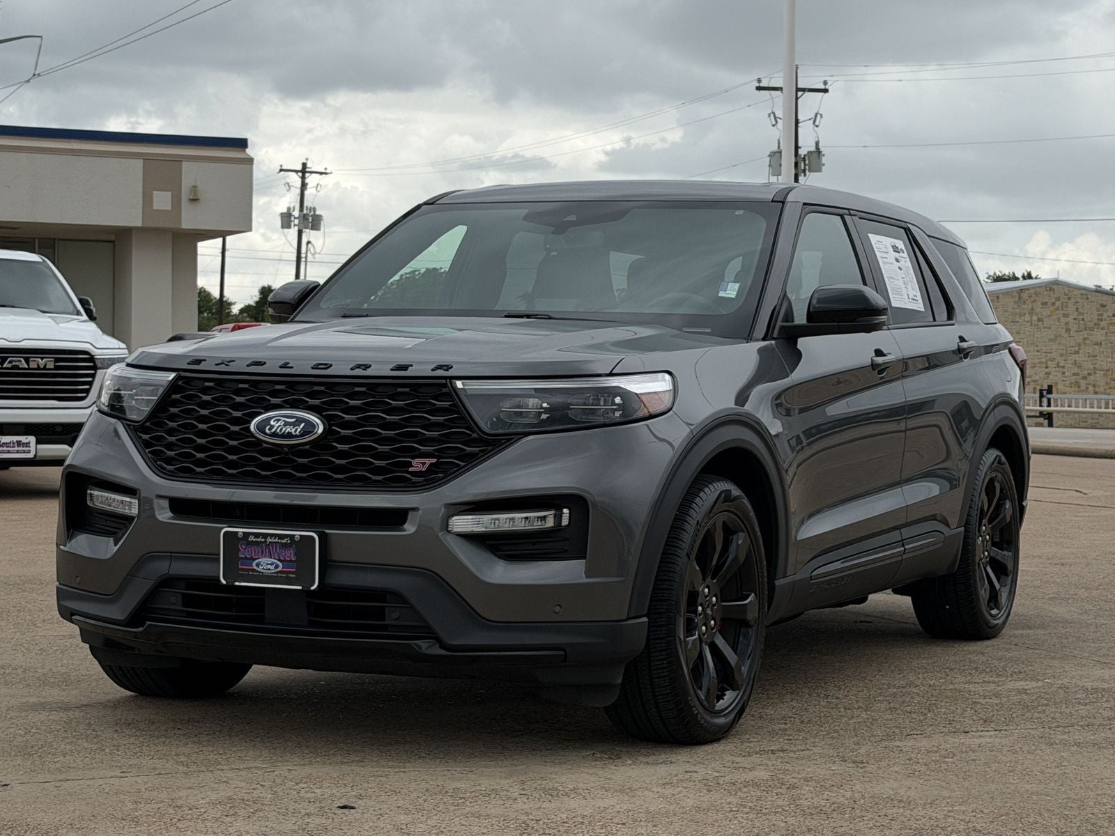 2022 Ford Explorer ST