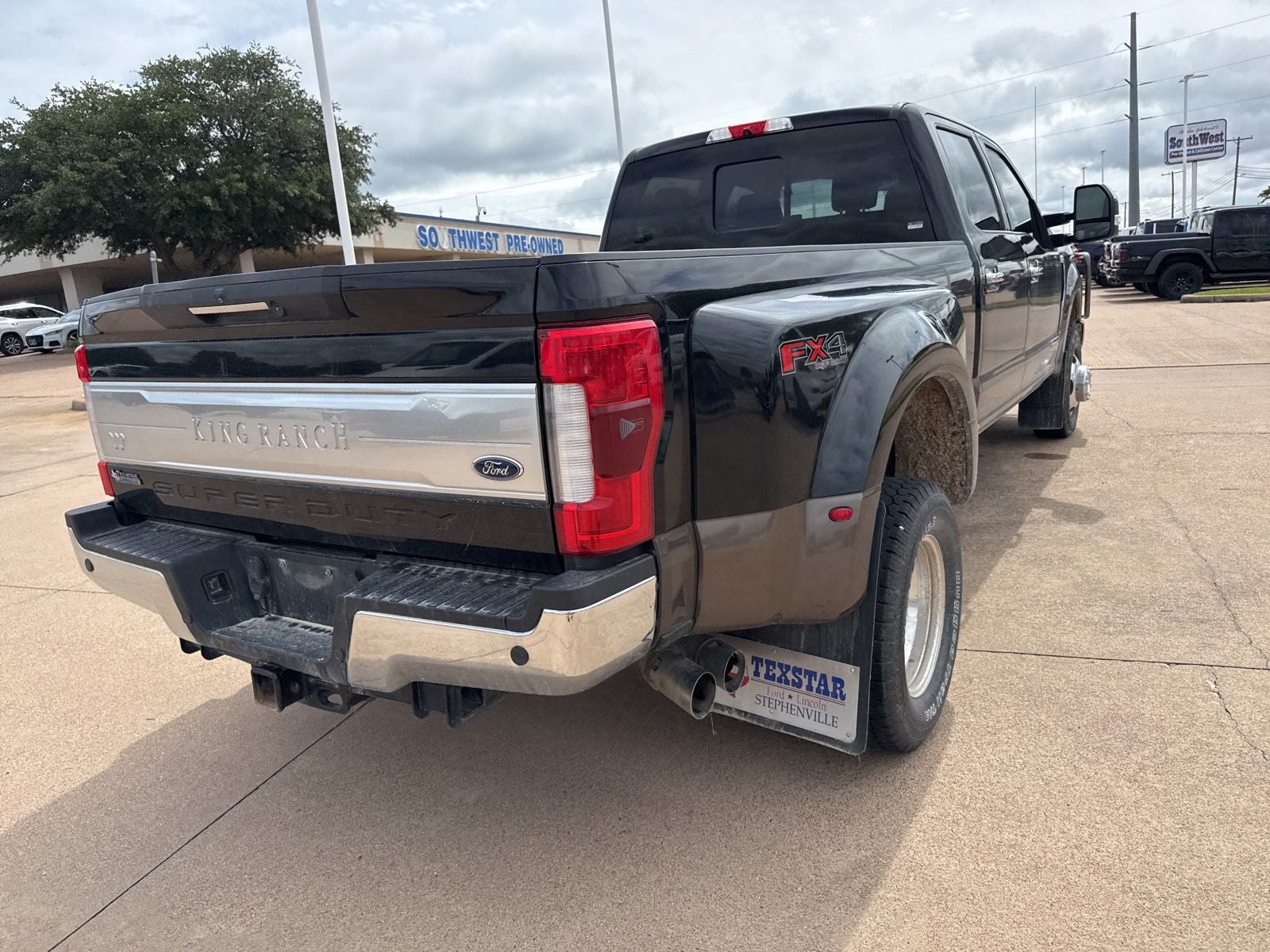 2017 Ford F-350SD King Ranch DRW