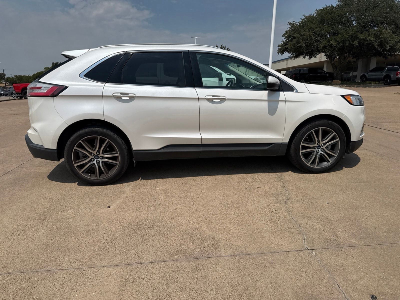 2019 Ford Edge Titanium