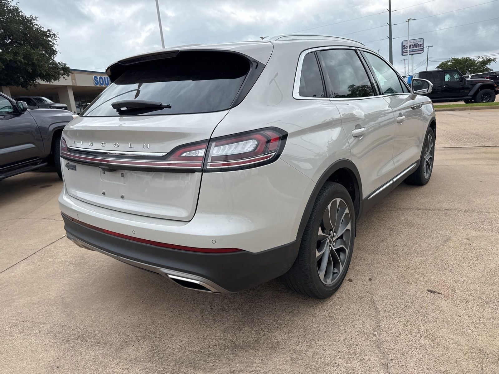 2023 Lincoln Nautilus Reserve
