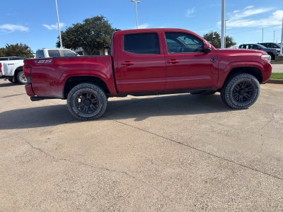 2022 Toyota Tacoma SR V6