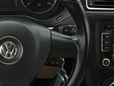 2013 Volkswagen Jetta 2.5L SE Convenience & Sunroof