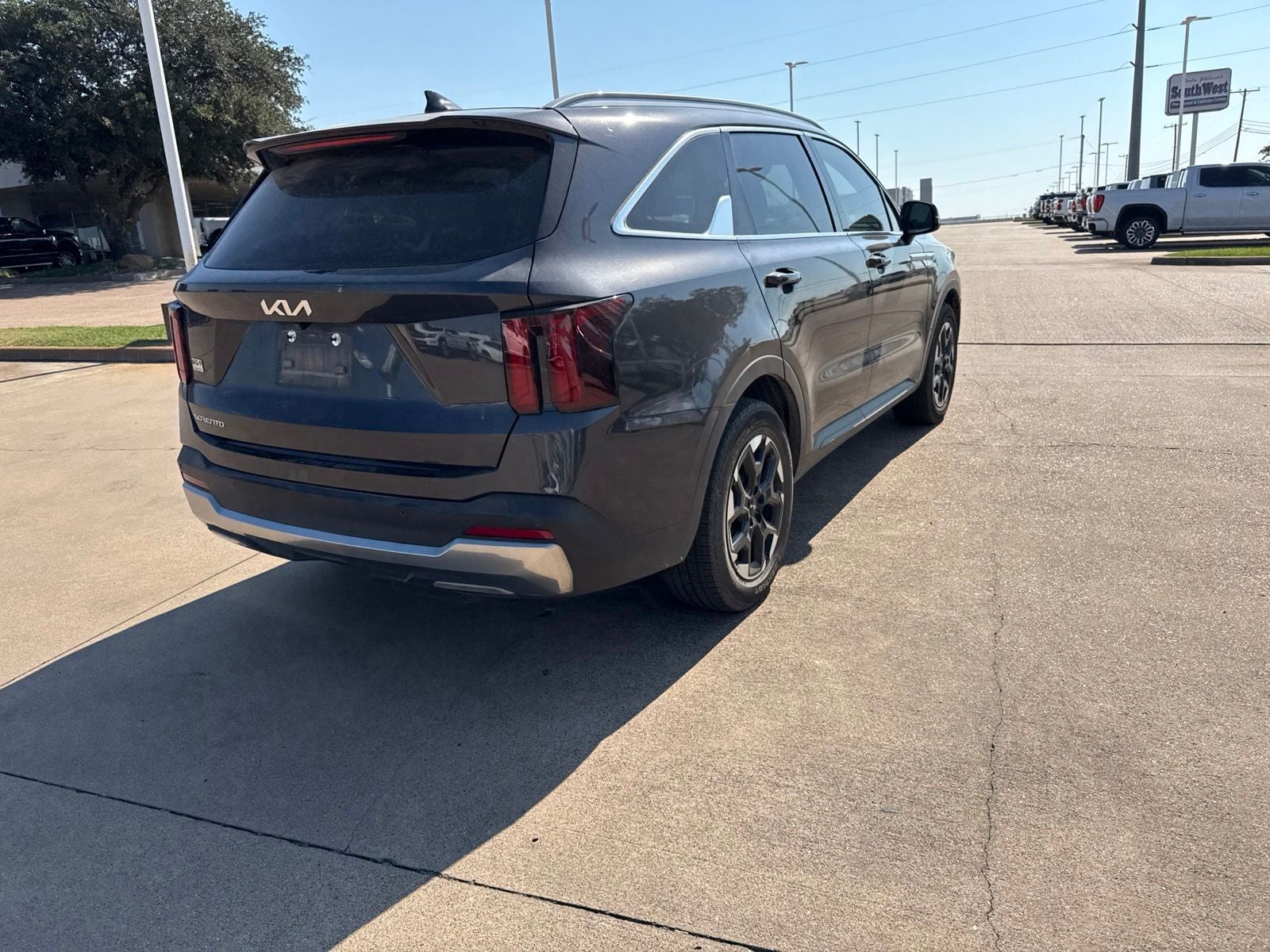 2025 Kia Sorento S