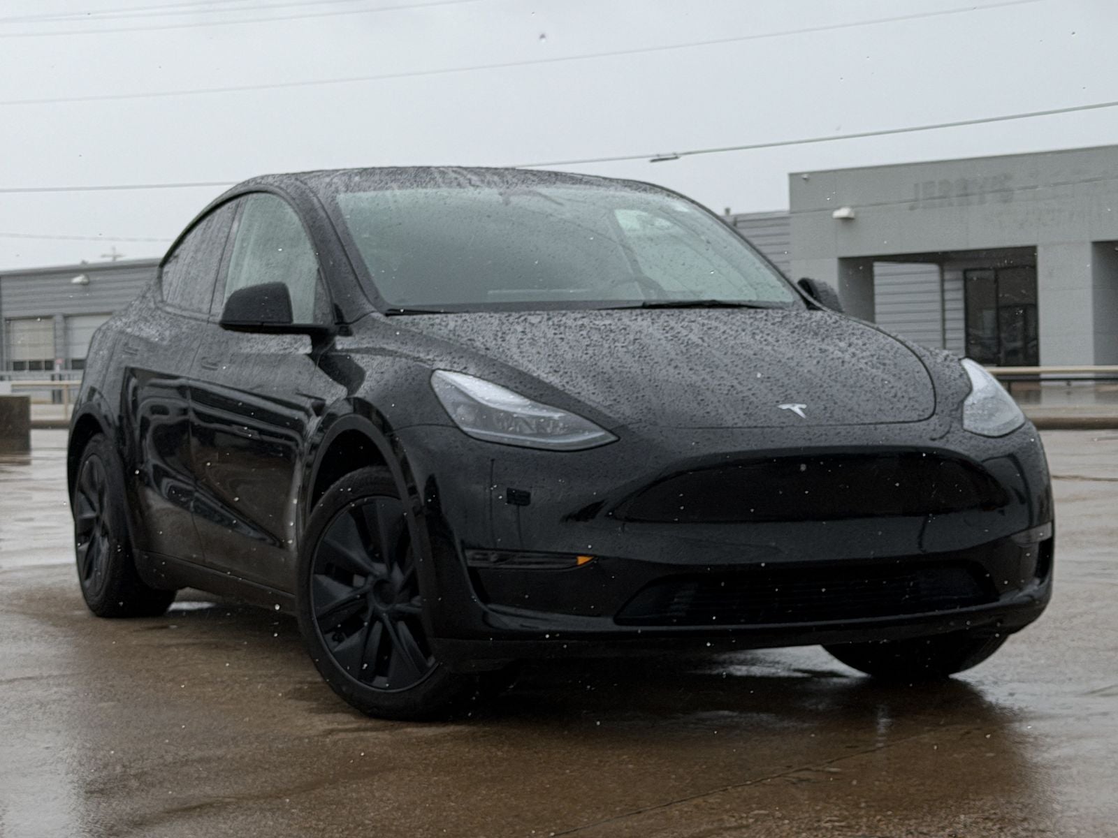 2025 Tesla Model Y Long Range