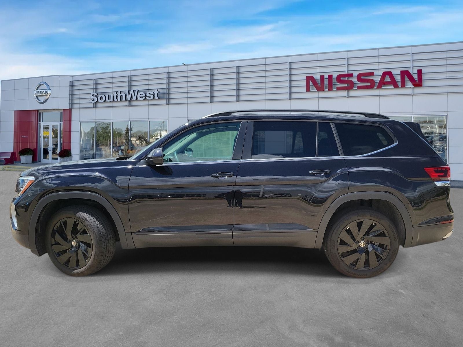 2024 Volkswagen Atlas 2.0T SE w/Technology
