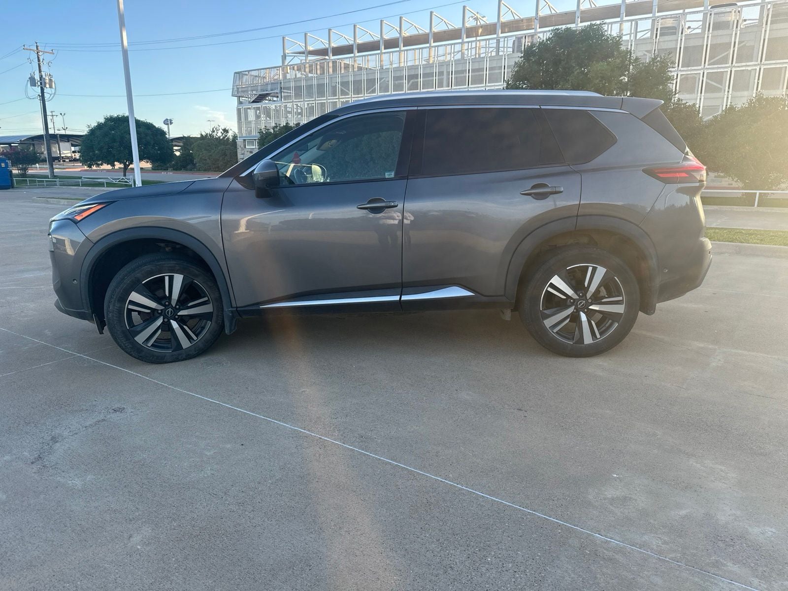 2022 Nissan Rogue SL