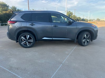2022 Nissan Rogue SL