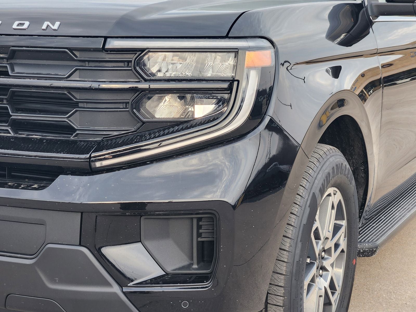 2026 Ford Expedition Max Active