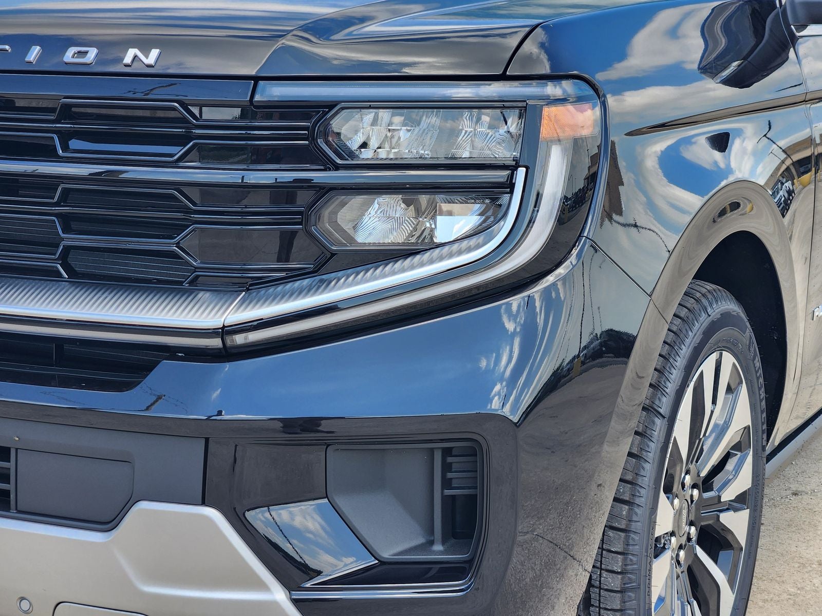 2026 Ford Expedition Max Platinum
