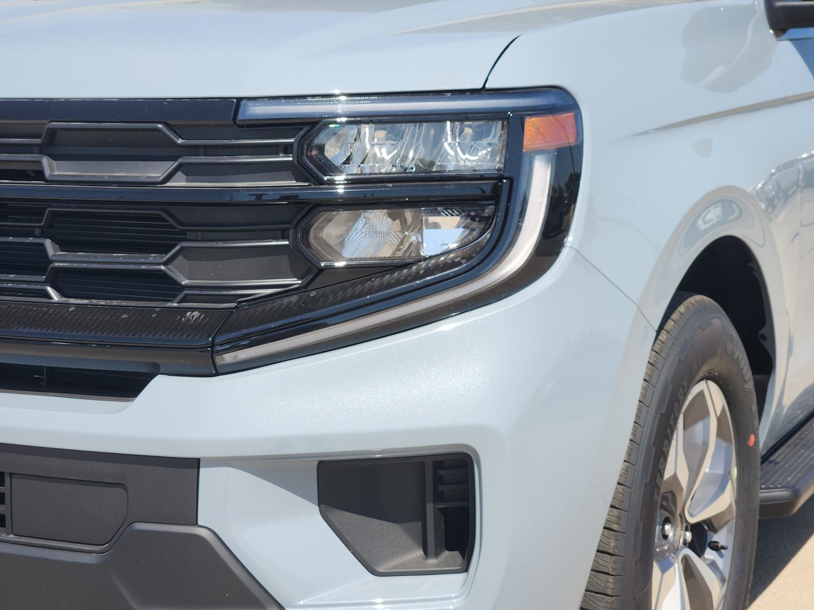 2027 Ford Expedition Active