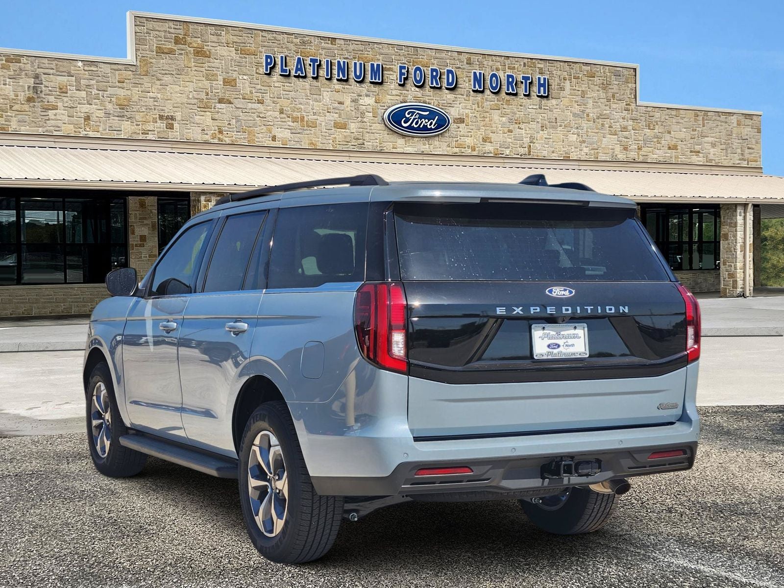 2027 Ford Expedition Active