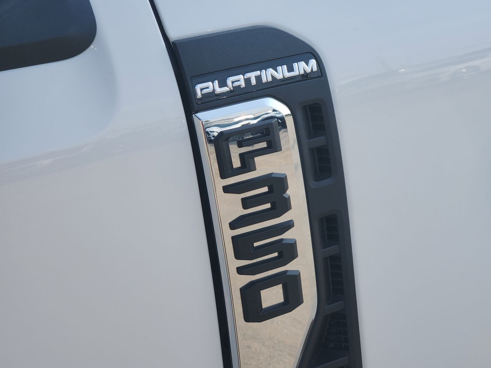 2026 Ford F-350SD Platinum
