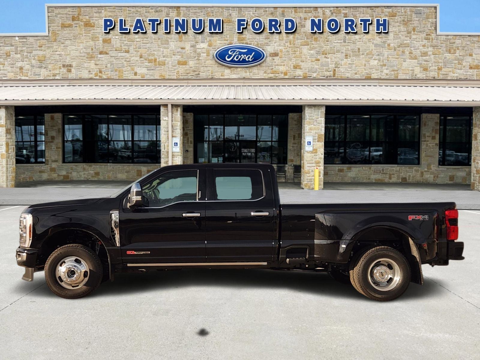 2026 Ford F-350SD Platinum DRW