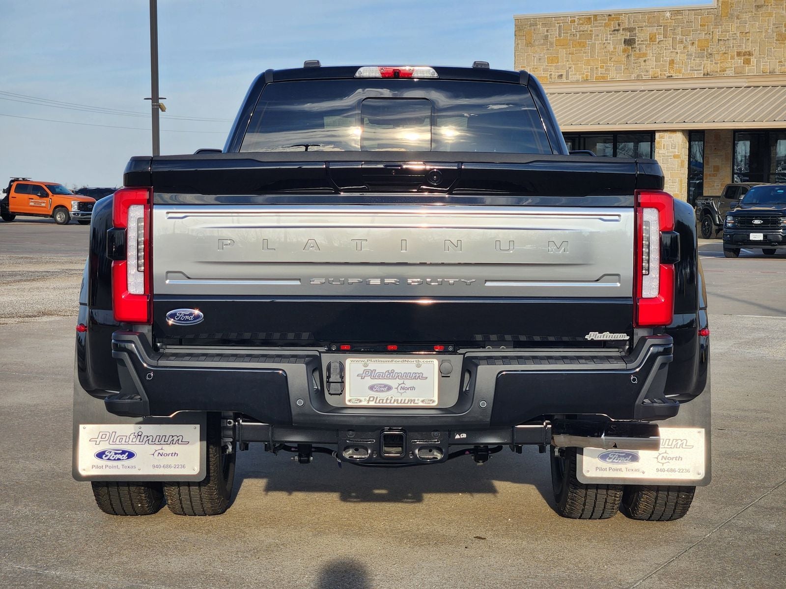 2026 Ford F-350SD Platinum DRW